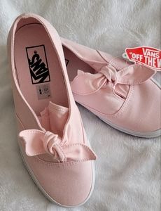 Vans Bow Slip On Sneakers Shoes Pink Women’s size 7.5